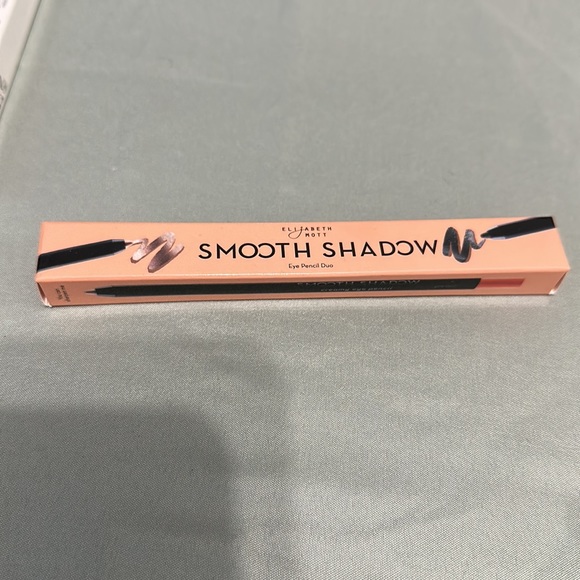 BNIB Makeup Bundle - Picture 4 of 7